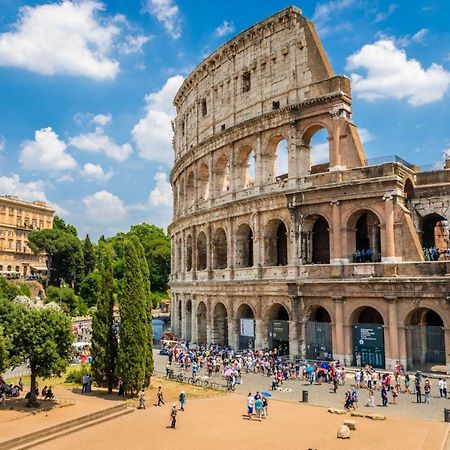 Stylish Apartment Rome Air Conditionig Wifi Tv 50 Metro 4 Minutes Away מראה חיצוני תמונה